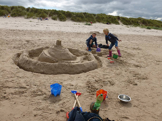 sandcastle / sculpture competition